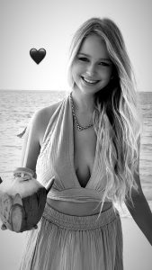 Ivy Mae - photo (49)